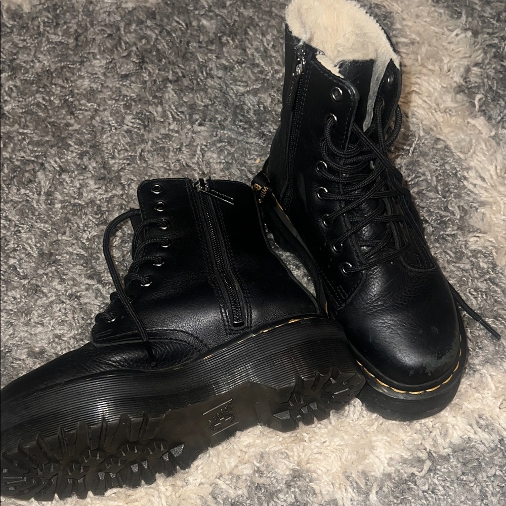 Dr. Marten’s size men’s 4 women’s 5.5/6 Jadon style platform Black Leather Boots - Picture 3 of 7